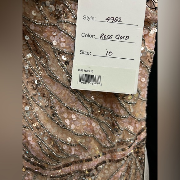 *Flawed Mac Duggal 4982 NWT EMBELLISHED ONE SLEEVE GOWN W/ SEQUIN BELT - Picture 9 of 9